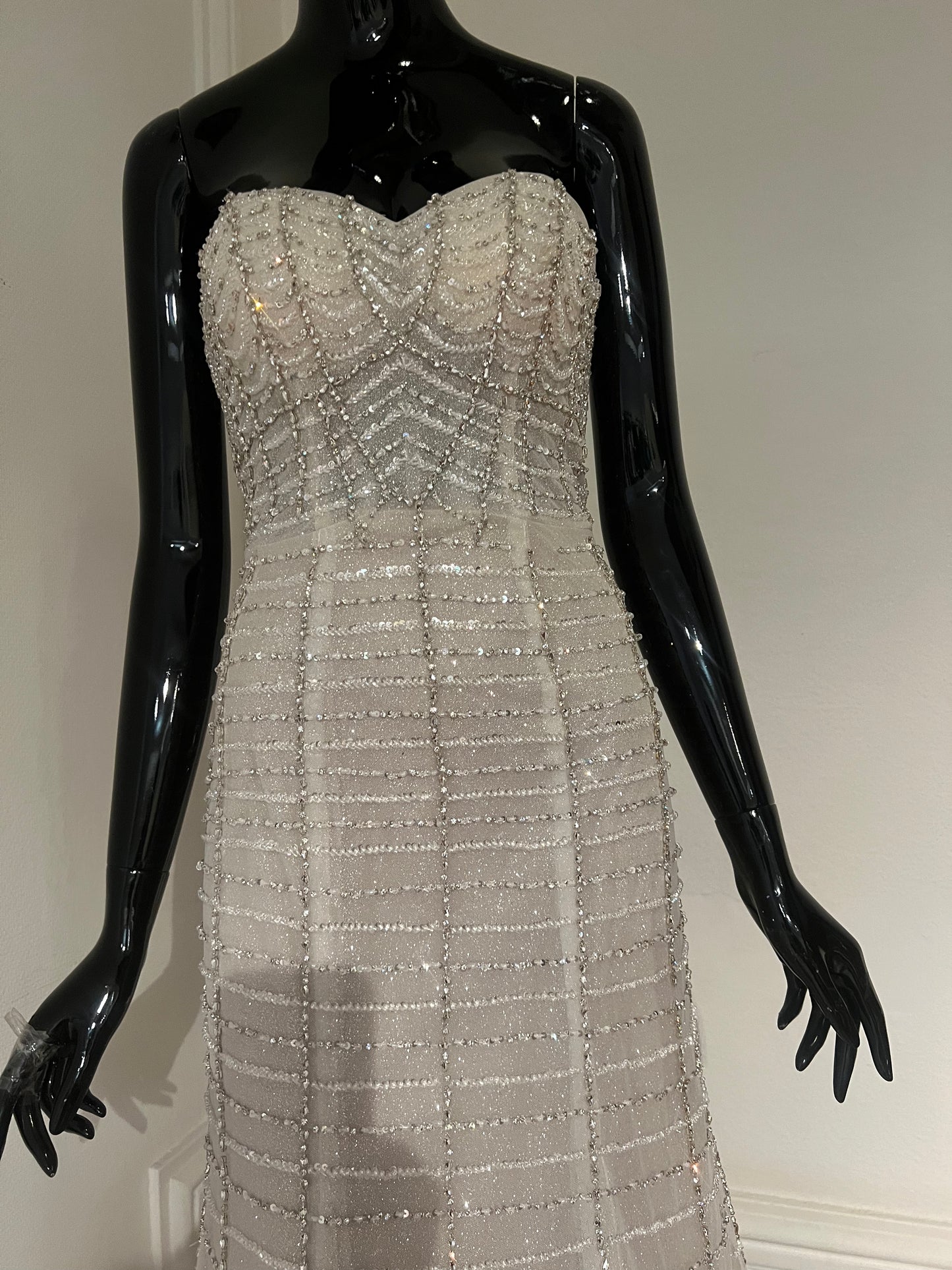 Wedding dress by NATTHIDA