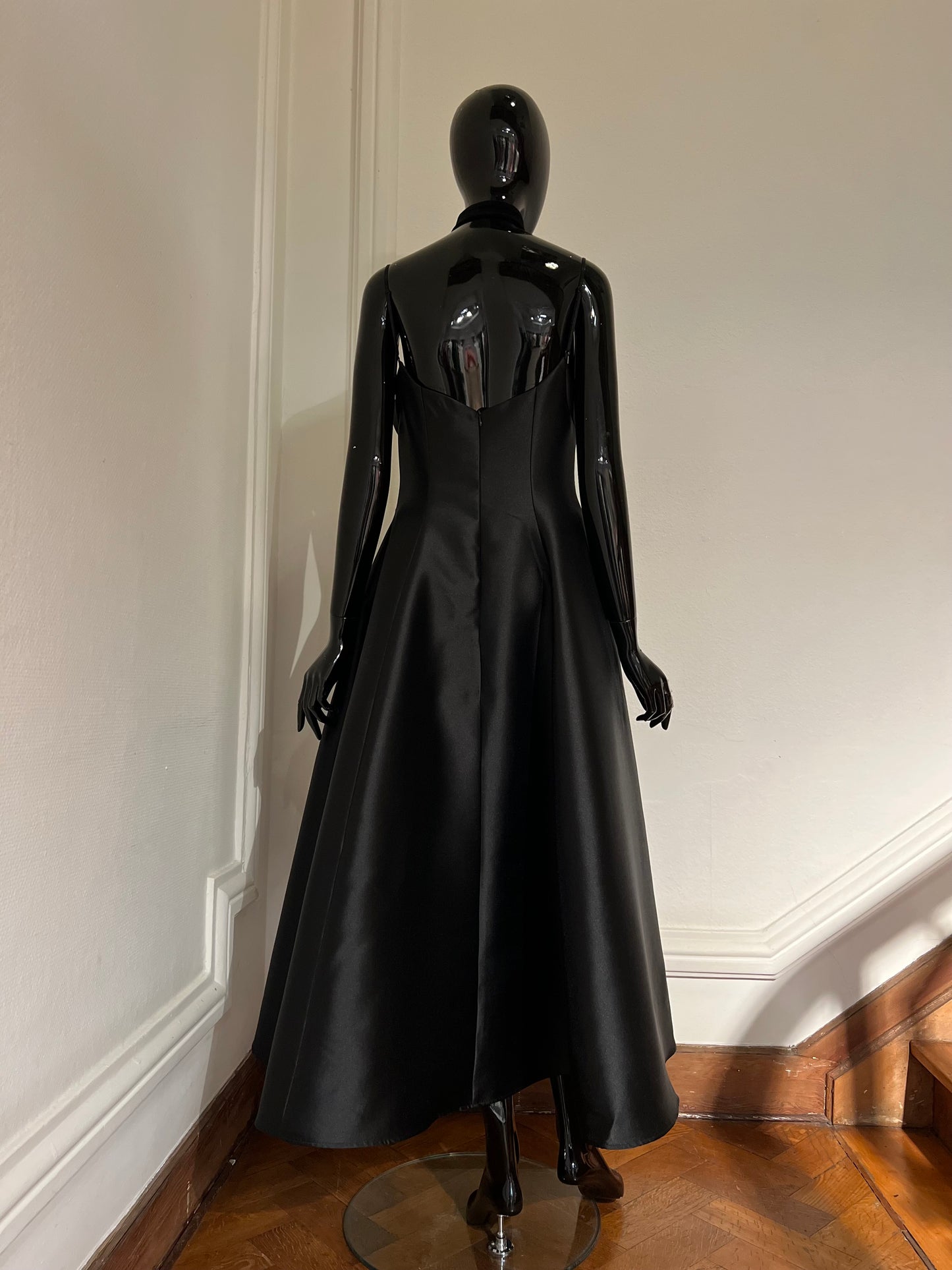 Cocktail dress by NATTHIDA