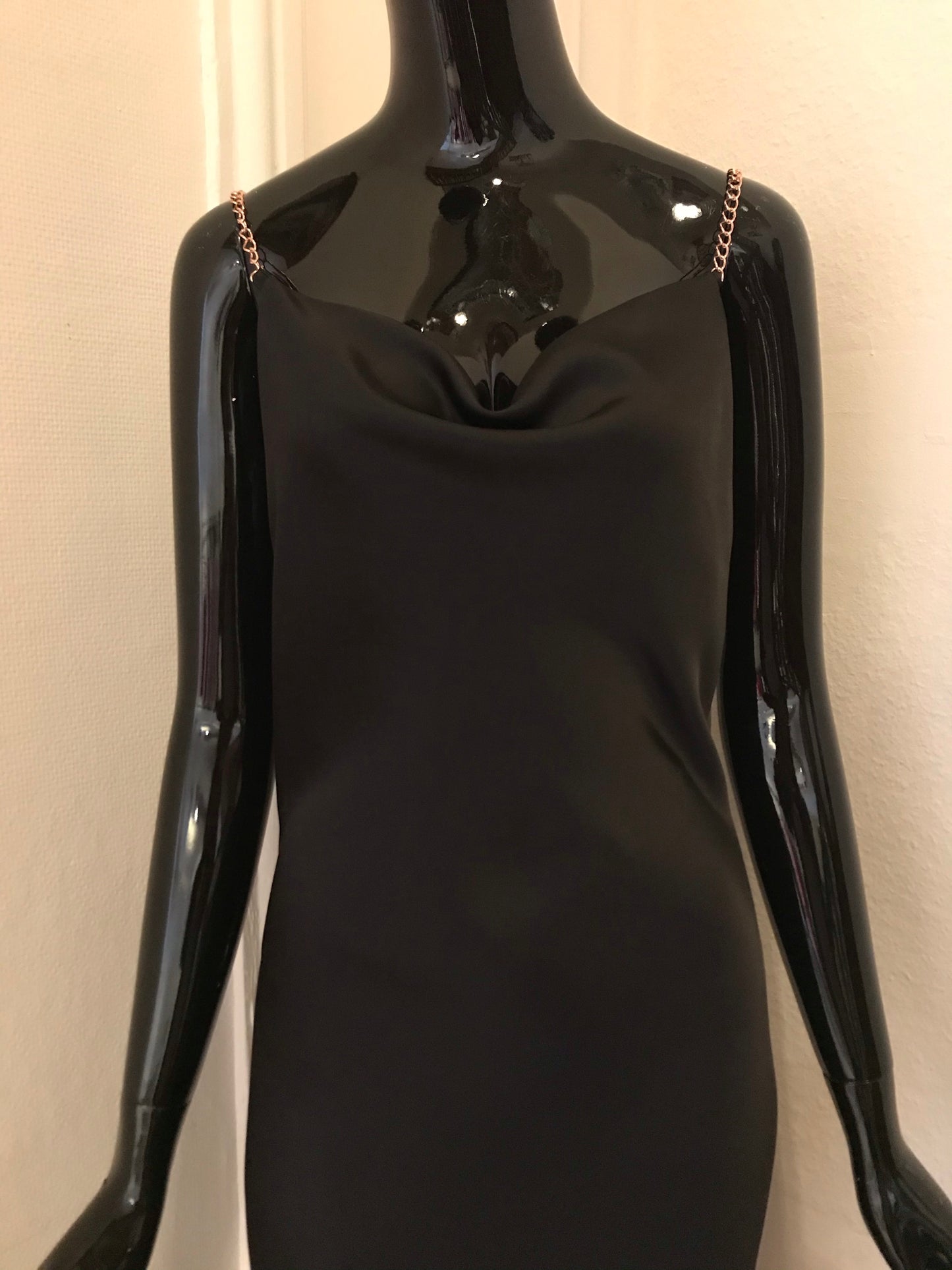 Evening dress by NATTHIDA