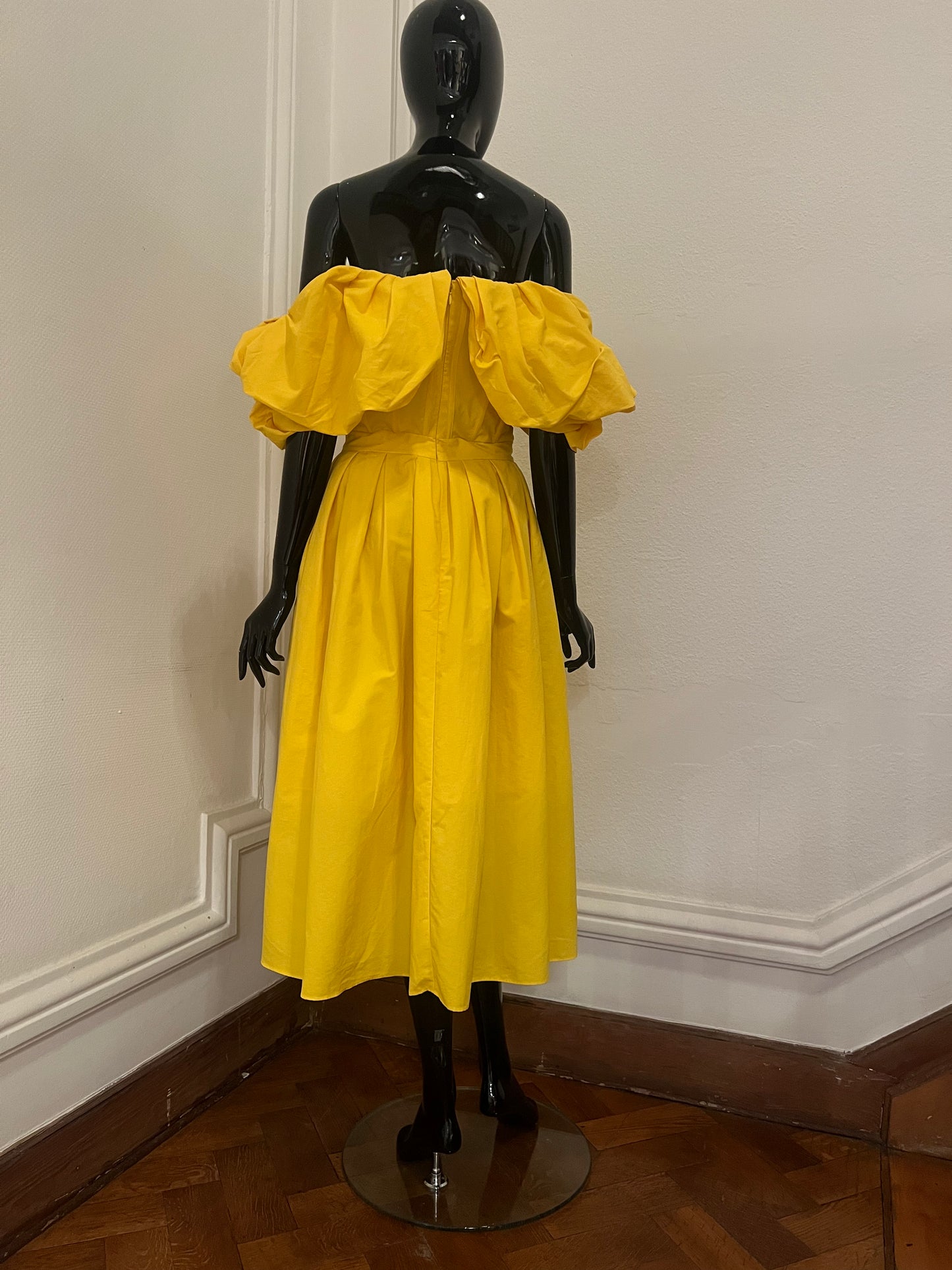Cocktail dress by NATTHIDA