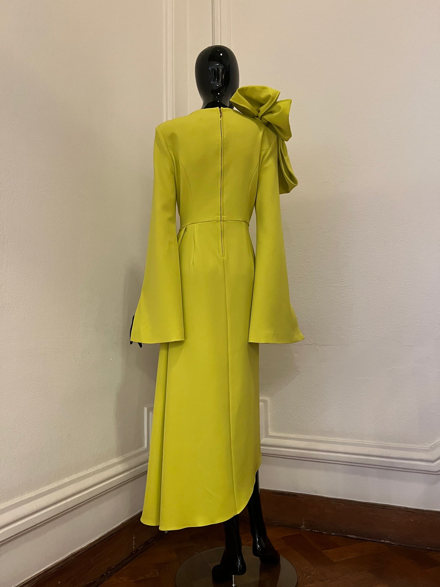 Cocktail dress by NATTHIDA