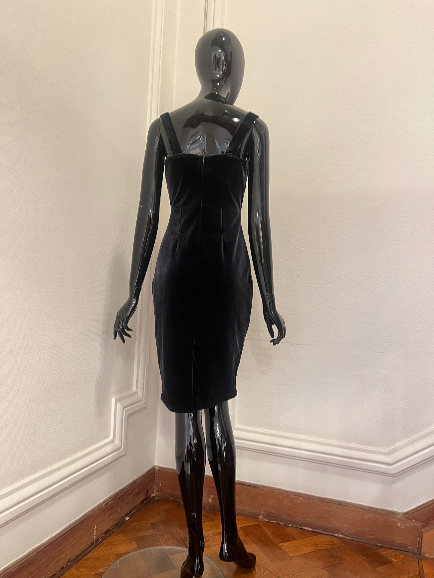 Cocktail dress by NATTHIDA