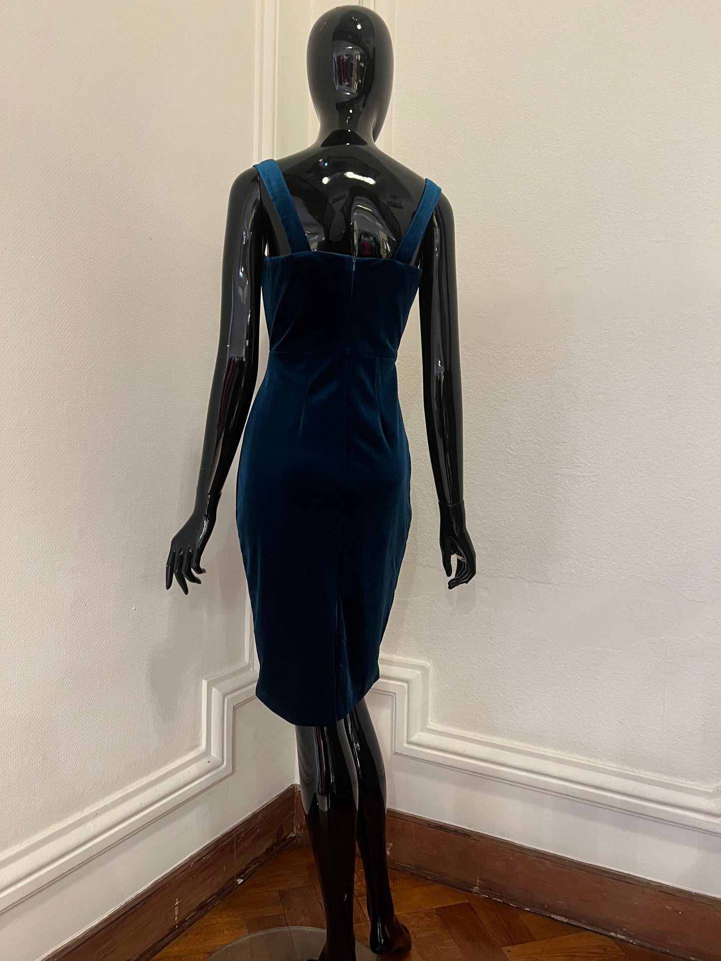 Cocktail dress by NATTHIDA