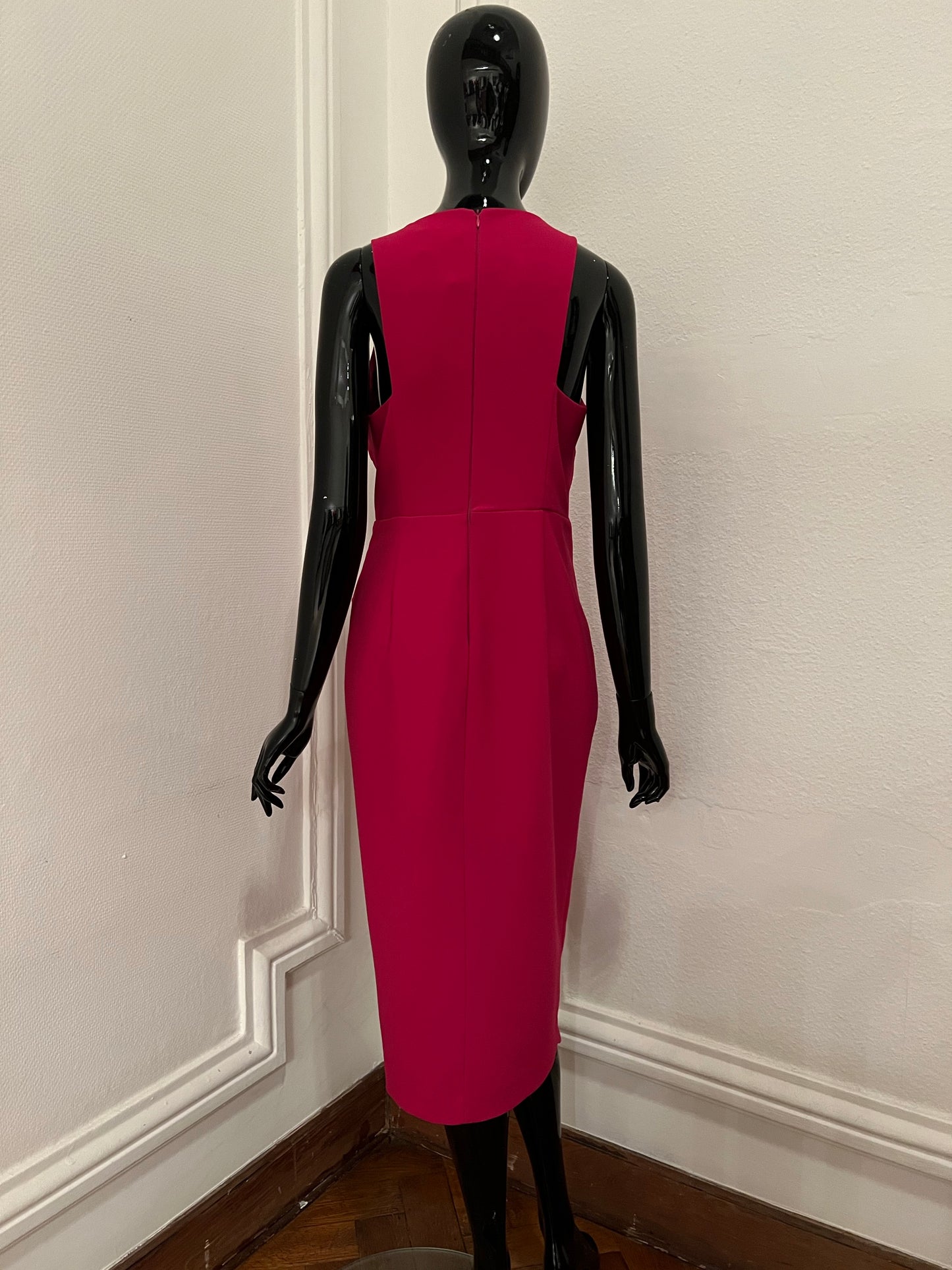 Cocktail dress by NATTHIDA