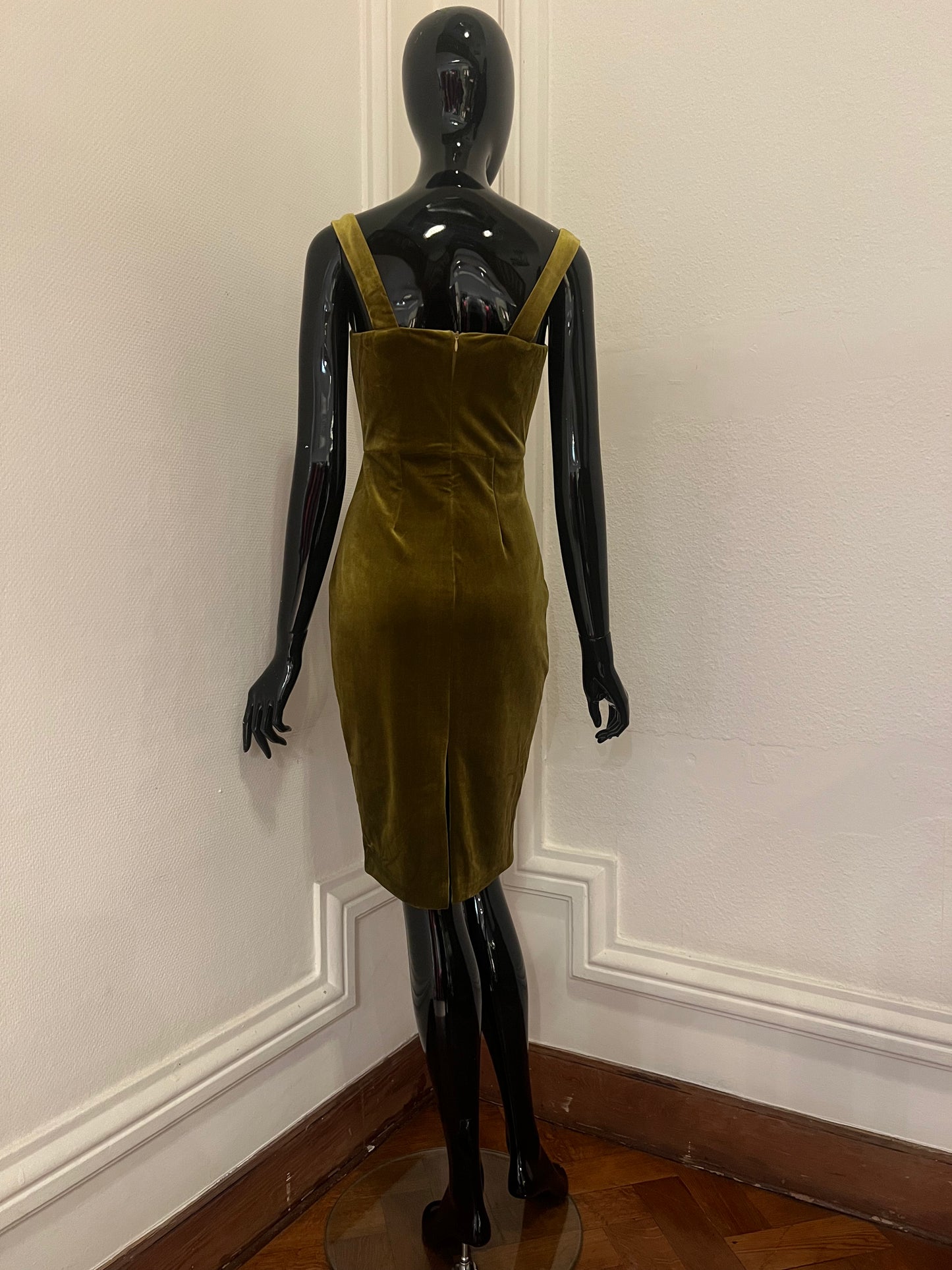 Cocktail dress by NATTHIDA