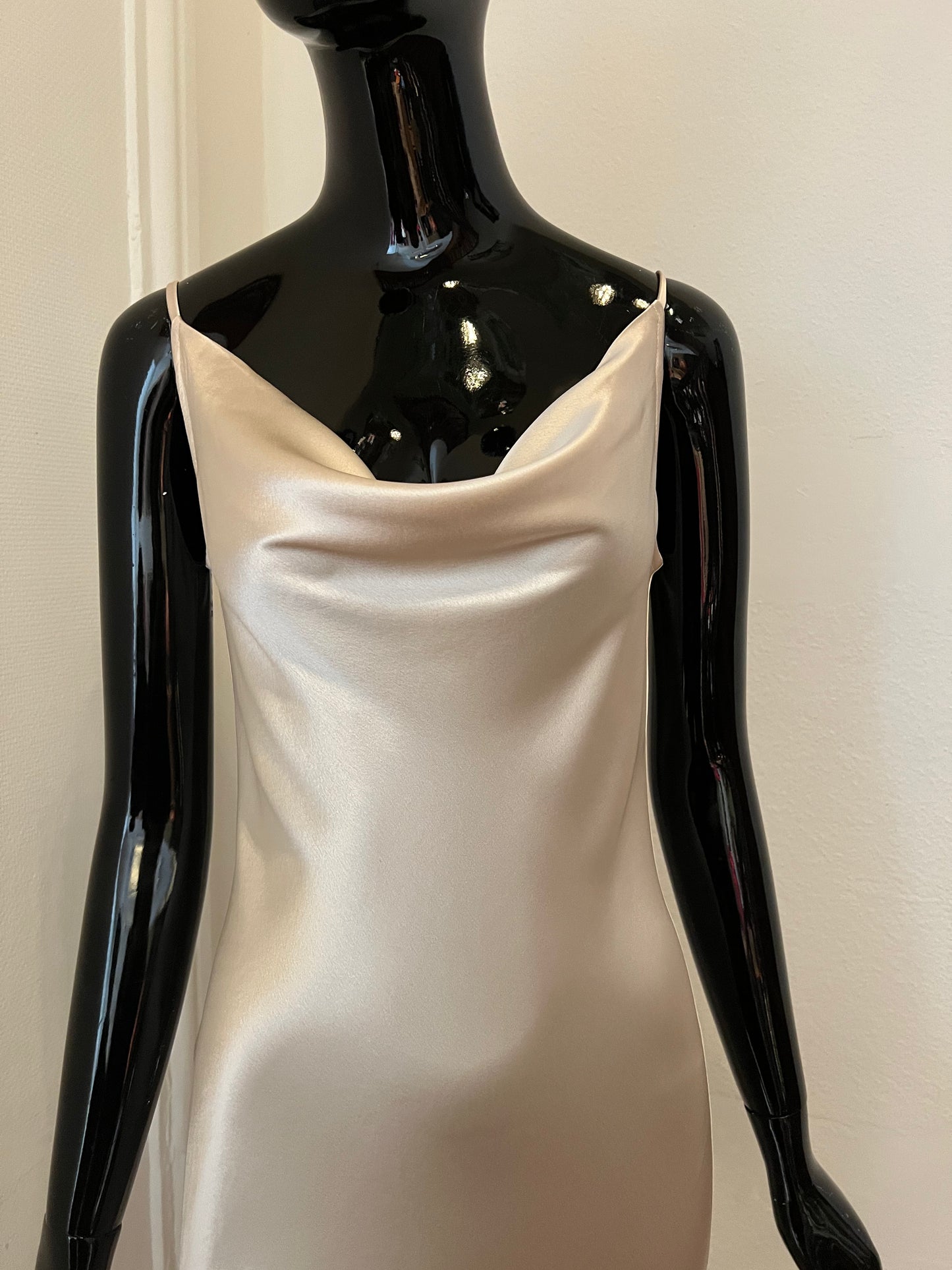 Evening Dress by NATTHIDA