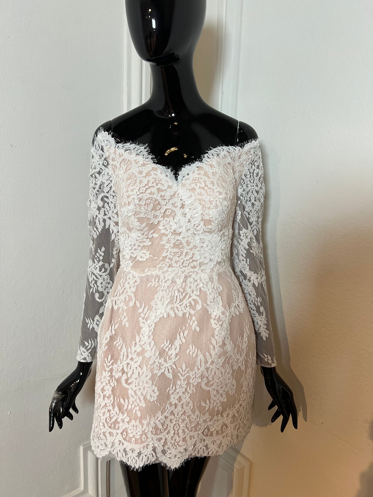 Wedding dress by NATTHIDA