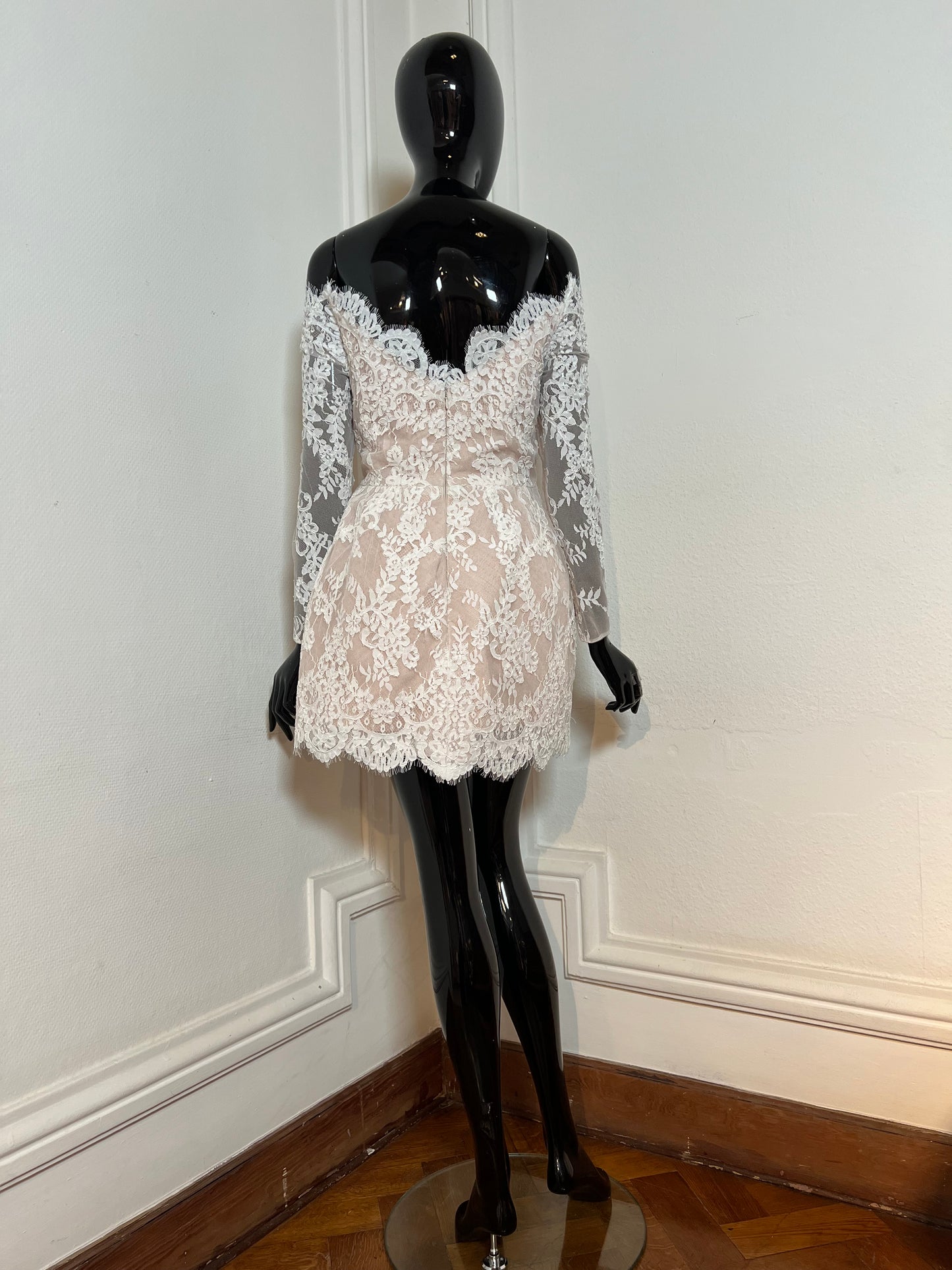 Wedding dress by NATTHIDA