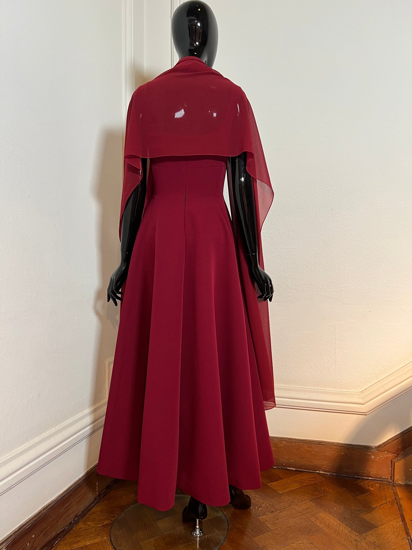 Cocktail dress by NATTHIDA