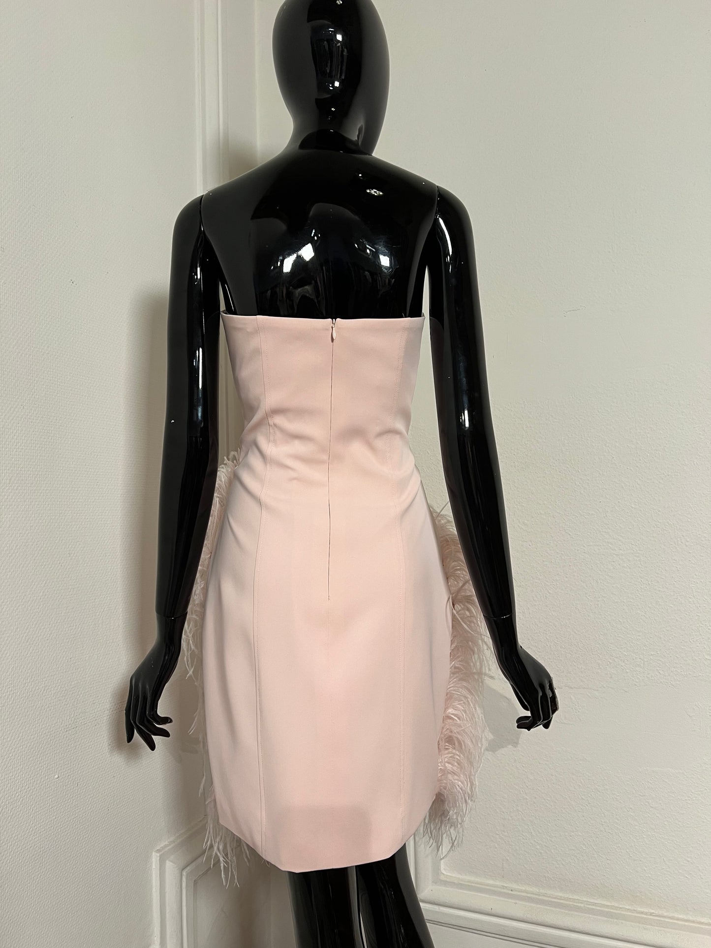 Cocktail dress by NATTHIDA