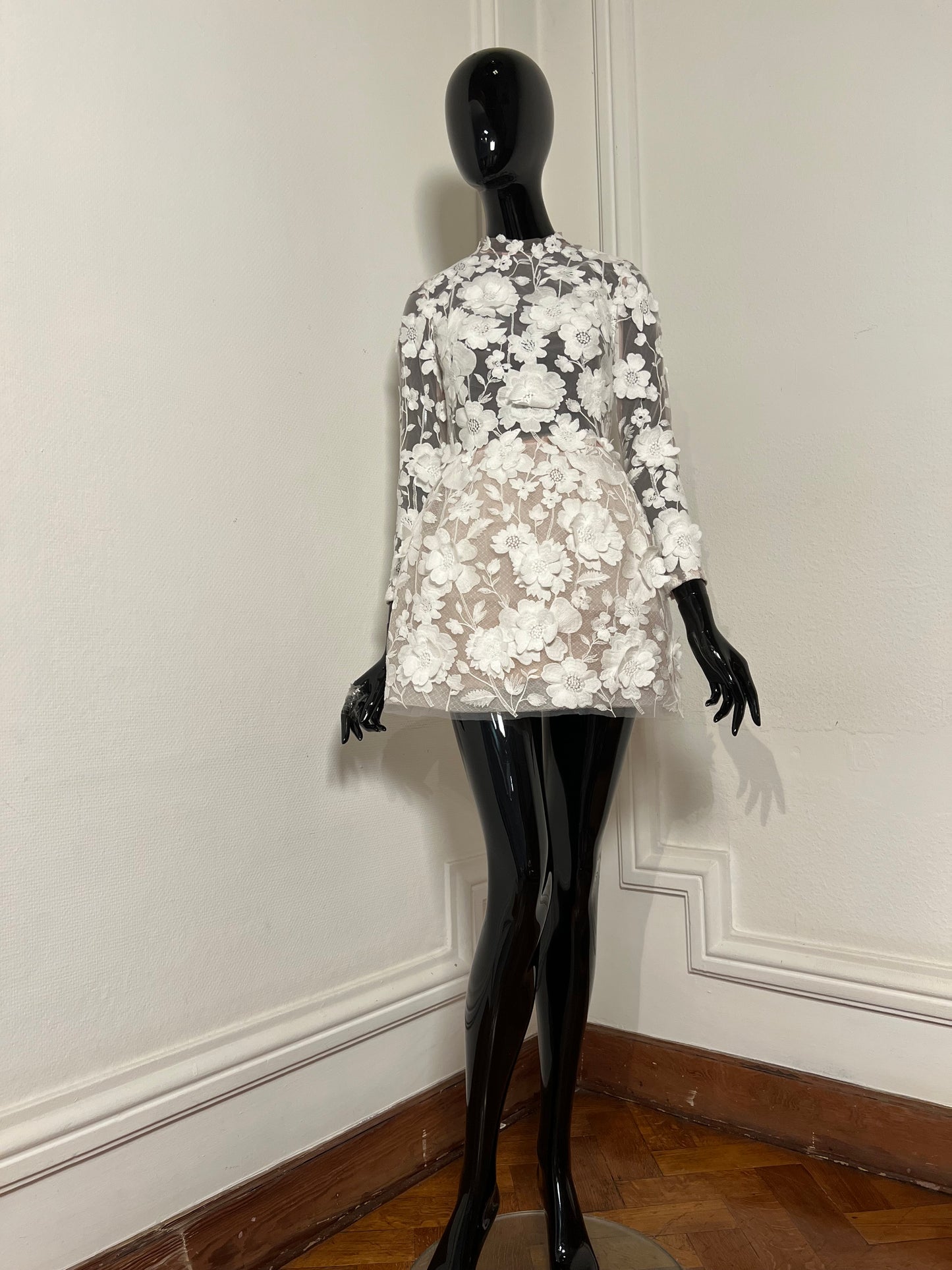 Wedding dress by NATTHIDA