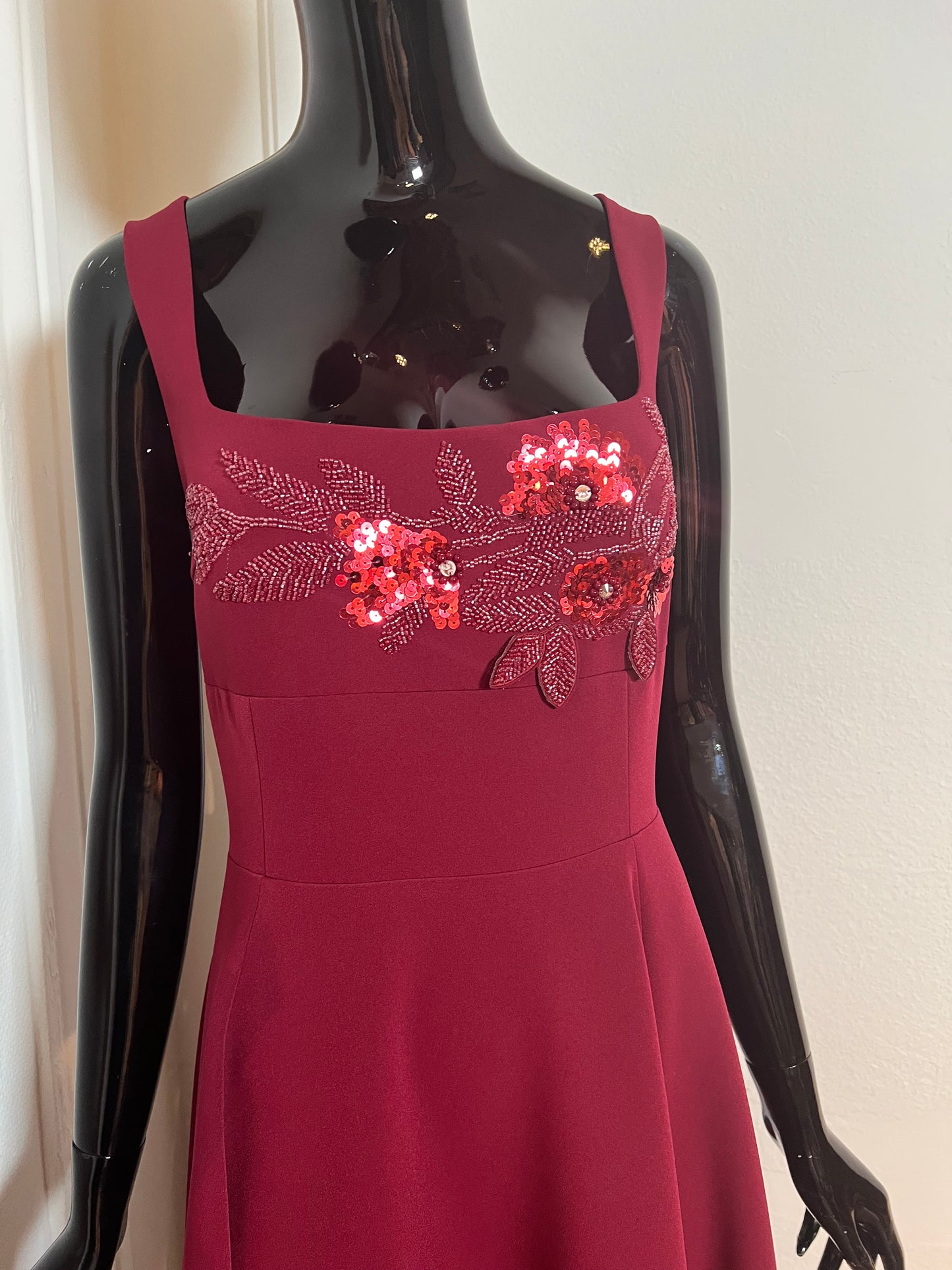 Cocktail dress by NATTHIDA