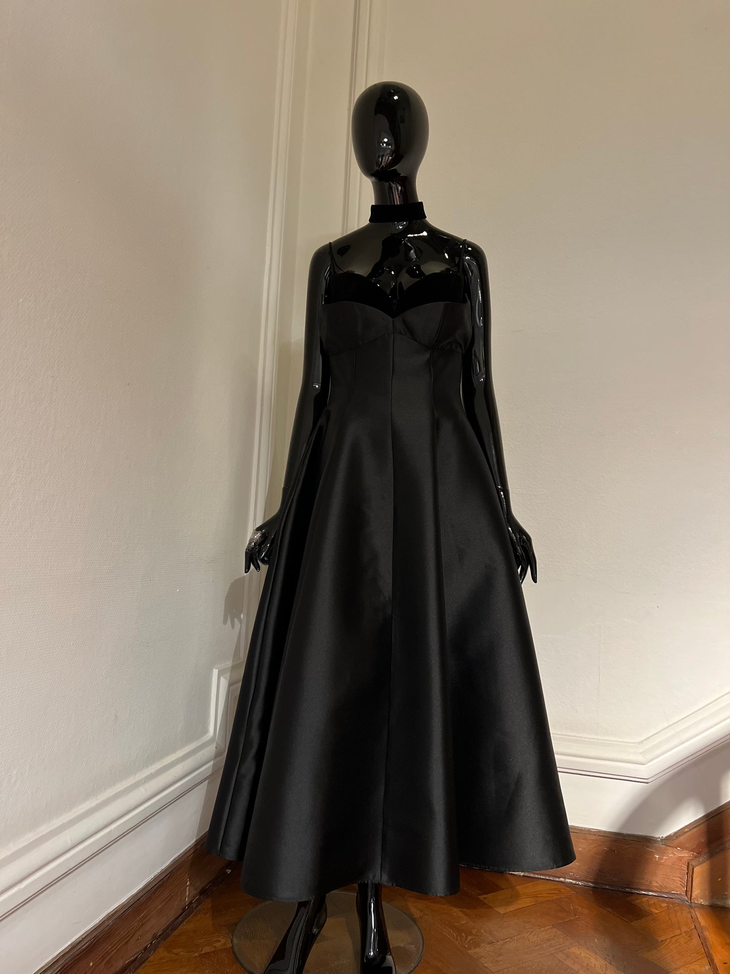 Cocktail dress by NATTHIDA